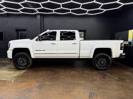 2015 GMC Sierra 2500 Denali