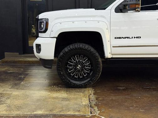 2015 GMC Sierra 2500 Denali