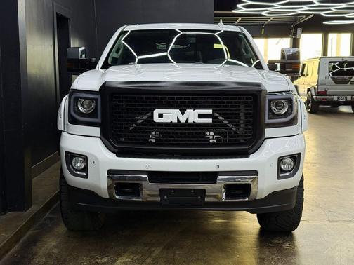 2015 GMC Sierra 2500 Denali