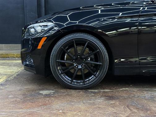 2019 BMW 230 230i