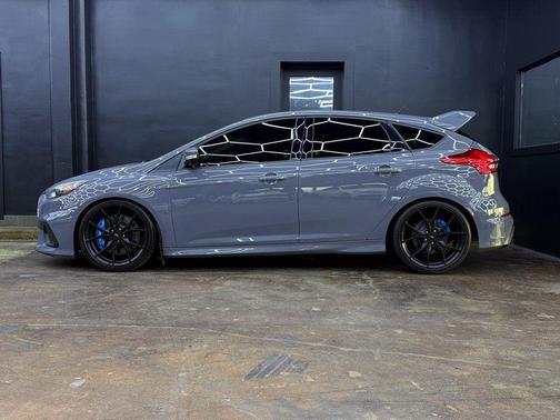 2017 Ford Focus RS Base