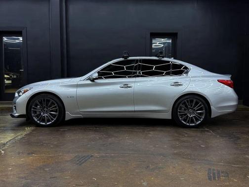 2016 INFINITI Q50 3.0t RED SPORT 400