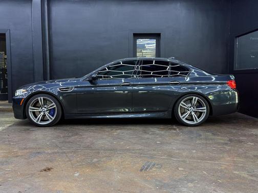 Gray Metallic 2015 BMW M5 Base