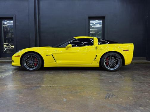Velocity Yellow Tintcoat 2006 Chevrolet Corvette Z06