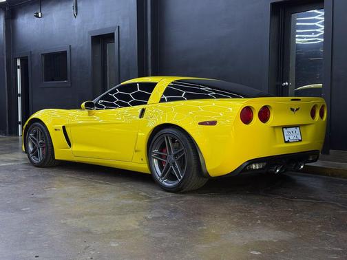 Velocity Yellow Tintcoat 2006 Chevrolet Corvette Z06