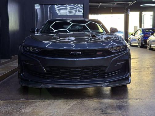 Shadow Gray Metallic 2020 Chevrolet Camaro 1SS