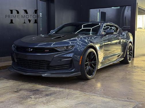 Shadow Gray Metallic 2020 Chevrolet Camaro 1SS
