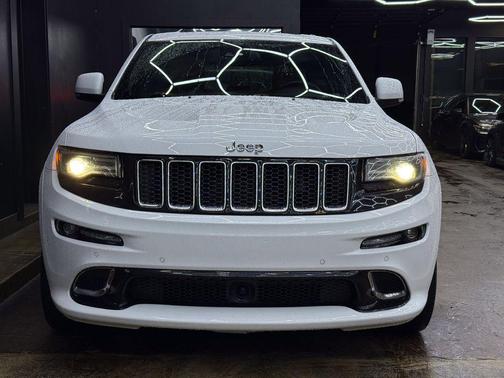 2016 Jeep Grand Cherokee SRT