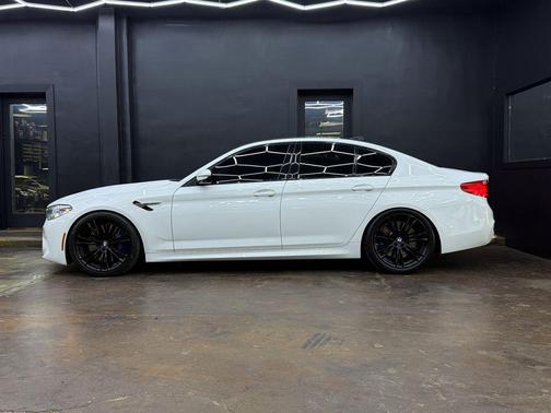 Alpine White 2019 BMW M5 Base