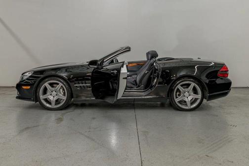 2009 Mercedes-Benz SL-Class SL 550 Roadster 2D