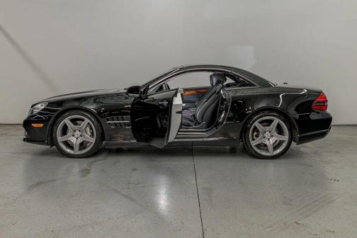 2009 Mercedes-Benz SL-Class SL 550 Roadster 2D