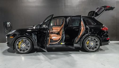 2018 Porsche Cayenne Turbo S