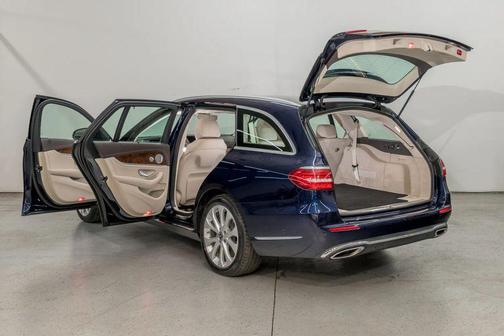 Lunar Blue Metallic 2018 Mercedes-Benz E-Class 4MATIC