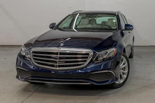 Lunar Blue Metallic 2018 Mercedes-Benz E-Class 4MATIC