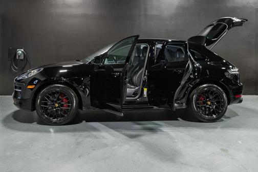 2021 Porsche Macan GTS