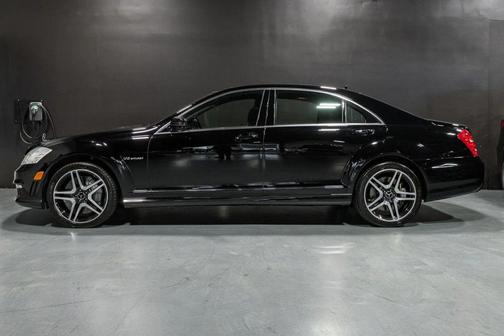 2013 Mercedes-Benz S-Class S 63 AMG Sedan 4D