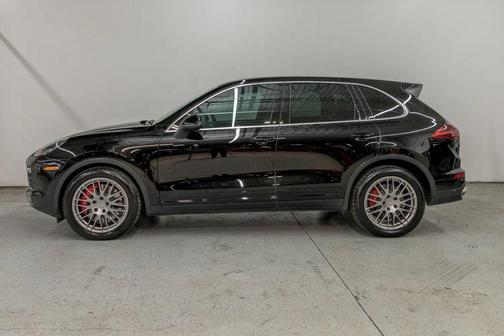 2015 Porsche Cayenne Turbo