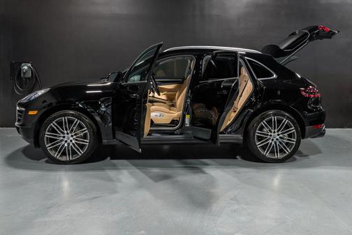 2018 Porsche Macan S