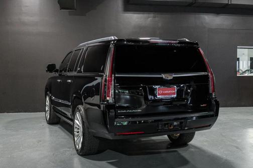2017 Cadillac Escalade ESV Sport Platinum