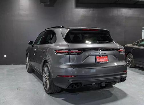 2021 Porsche Cayenne Sport Utility 4D