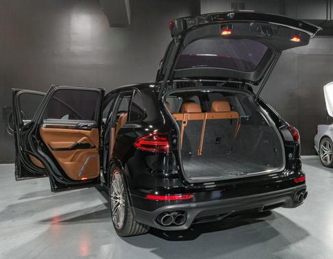 2018 Porsche Cayenne Turbo S