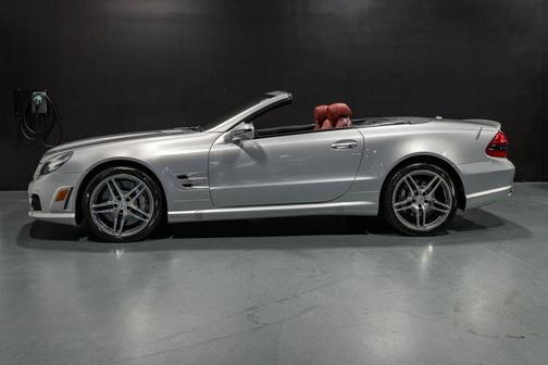 2009 Mercedes-Benz SL-Class SL 63 AMG Roadster 2D