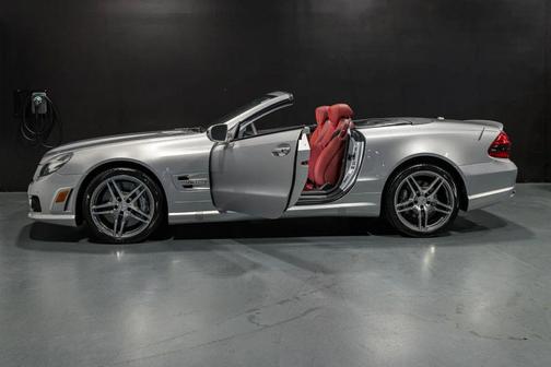 2009 Mercedes-Benz SL-Class SL 63 AMG Roadster 2D