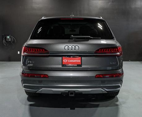 Samurai Gray Metallic 2020 Audi Q7 55 Premium Plus
