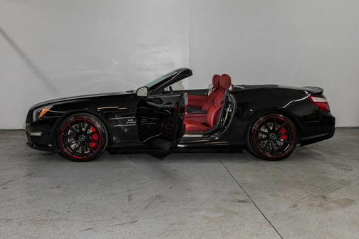 2013 Mercedes-Benz SL-Class SL 63 AMG Roadster 2D