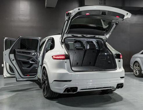 2019 Porsche Cayenne Turbo