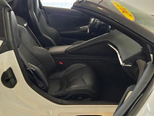2022 Chevrolet Corvette Stingray w/1LT