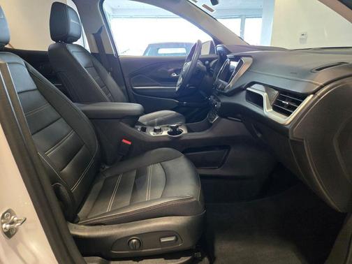 Summit White 2024 GMC Terrain Denali