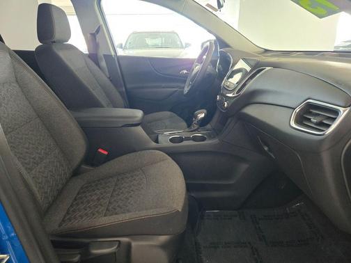 Riptide Blue Metallic 2024 Chevrolet Equinox 1LT