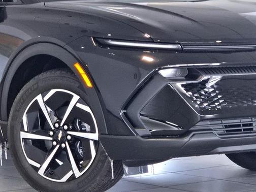 Black 2026 Chevrolet Equinox EV LT