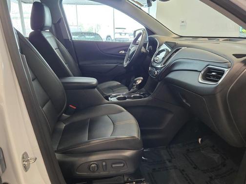 2022 Chevrolet Equinox Premier w/1LZ