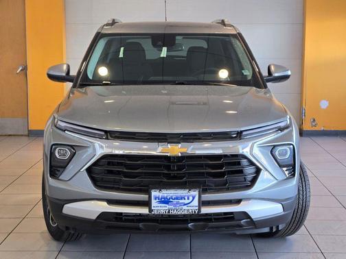 Sterling Gray Metallic 2026 Chevrolet Trailblazer LT