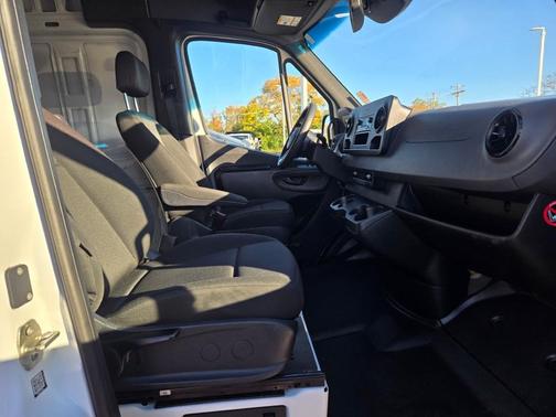 2021 Mercedes-Benz Sprinter 2500 High Roof