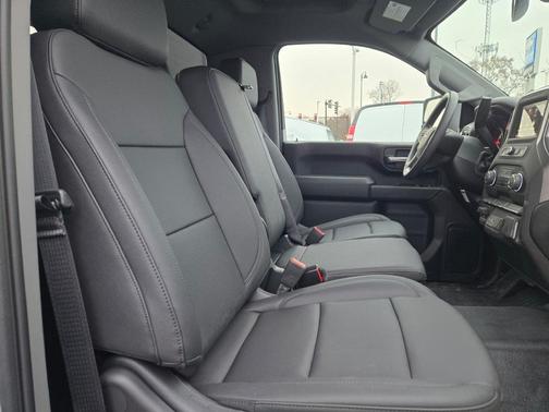 2025 Chevrolet Silverado 3500 WT