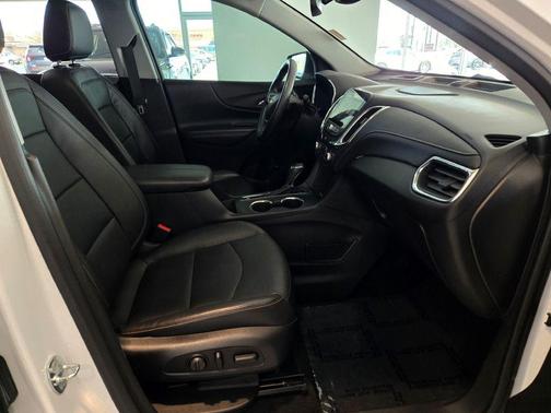 Summit White 2018 Chevrolet Equinox Premier w/2LZ