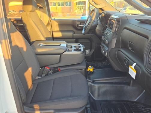 2025 Chevrolet Silverado 3500 WT