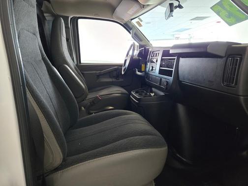 2024 Chevrolet Express 2500 RWD 2500 Regular Wheelbase WT