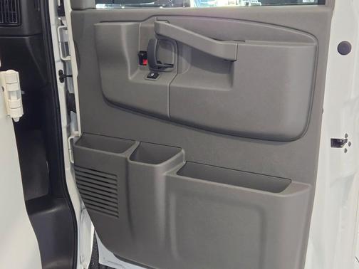 2024 Chevrolet Express 2500 RWD 2500 Regular Wheelbase WT