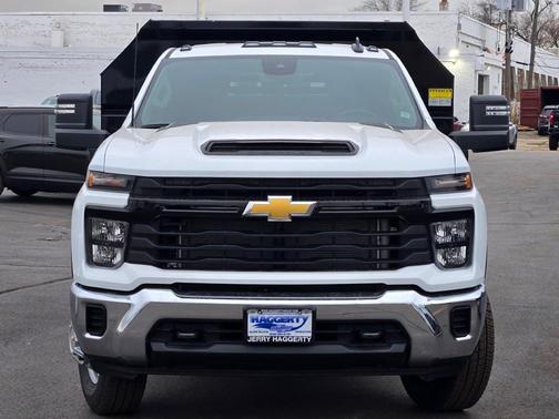 2026 Chevrolet Silverado 3500 WT