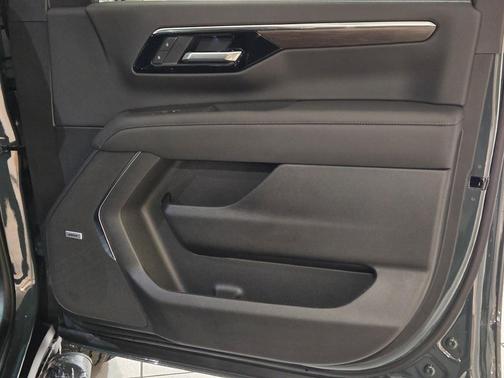 2026 Chevrolet Suburban Z71, 4WD