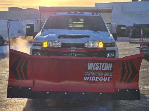 2026 Chevrolet Silverado 3500 WT