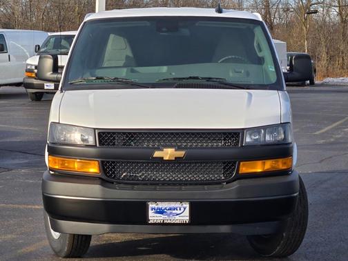 2025 Chevrolet Express 3500 RWD 3500 Regular Wheelbase WT