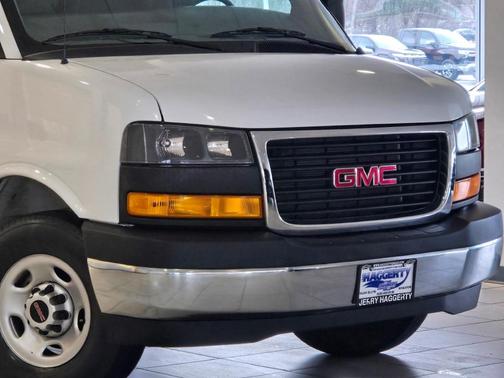 2023 GMC Savana 2500 Work Van