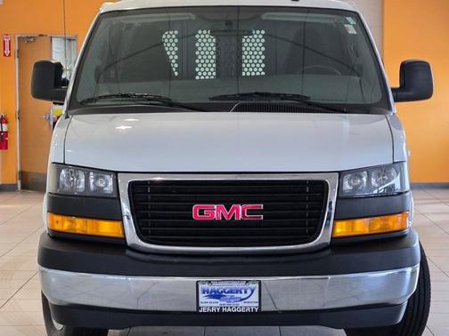 2023 GMC Savana 2500 Work Van