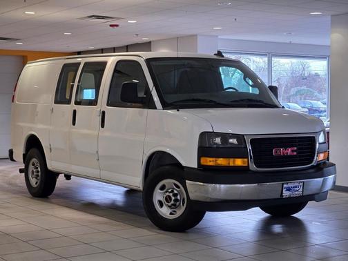2023 GMC Savana 2500 Work Van