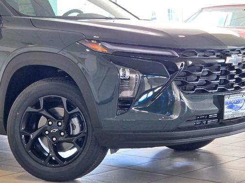 Cypress Gray 2026 Chevrolet Trax LT